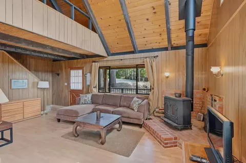Living - 3076 Forest Ln, Arnold, CA 95223 photo 4 of 5