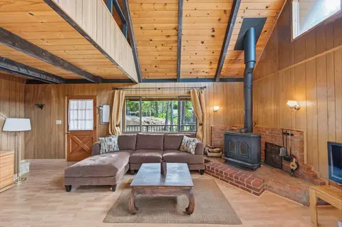Living - 3076 Forest Ln, Arnold, CA 95223 photo 2 of 5