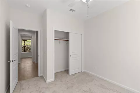 Bedroom - 375 Applegate Dr, Oakdale, CA 95361 photo 3 of 4