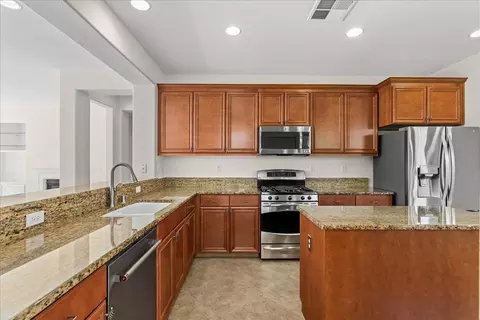 Kitchen - 375 Applegate Dr, Oakdale, CA 95361 photo 1 of 7