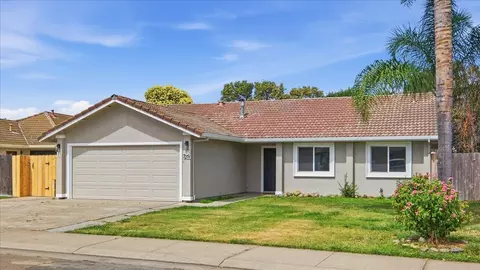 7251 Excalibur Cir, Stockton, CA 95210
