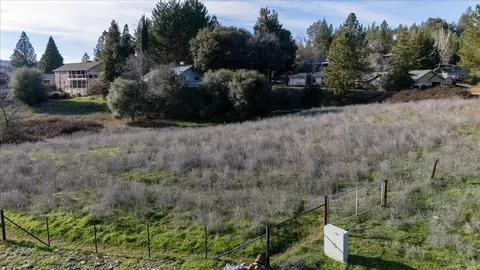 527 E Highway 4, Murphys, CA 95247 photo 2