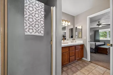 Bath - 1827 Emmerson Rd, Placerville, CA 95667 photo 3 of 6