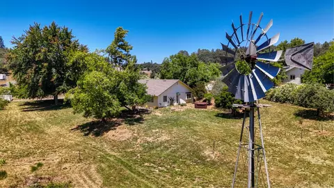 Exterior - 1827 Emmerson Rd, Placerville, CA 95667 photo 25 of 37