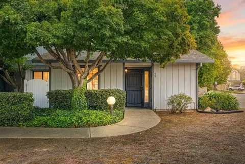 48 Westview Dr, Jackson, CA 95642