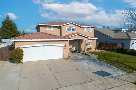 Exterior - 2147 Sorrel Dr, Turlock, CA 95380 photo 9 of 9