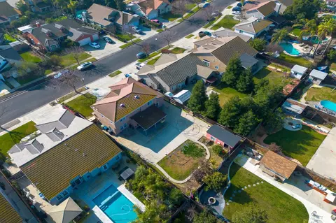 View/Area - 2147 Sorrel Dr, Turlock, CA 95380 photo 3 of 10