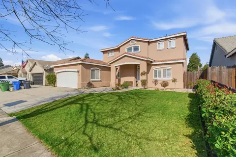 Exterior - 2147 Sorrel Dr, Turlock, CA 95380 photo 3 of 9