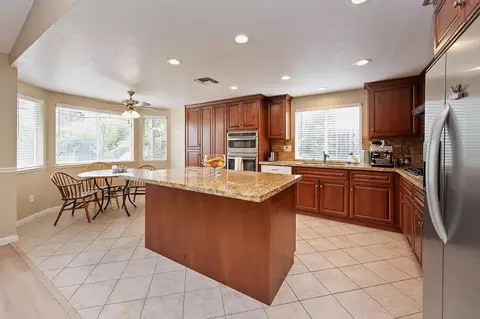 Kitchen - 116 Ferrera Dr, Folsom, CA 95630 photo 2 of 4
