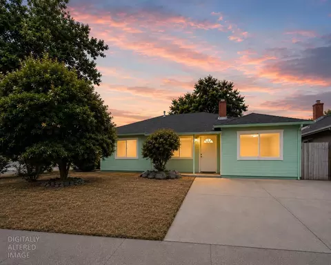 5020 Emerson Rd, Sacramento, CA 95820