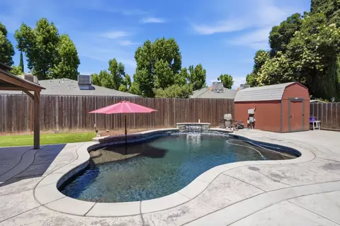 1621 Groveton Way, Modesto, CA 95355