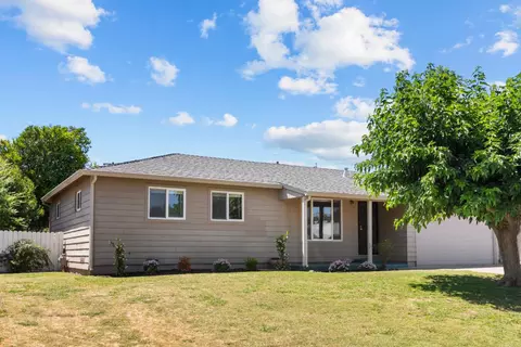 Exterior - 6545 Miles Ln, Carmichael, CA 95608 photo 11 of 12