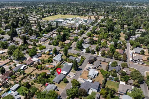View/Area - 6545 Miles Ln, Carmichael, CA 95608 photo 2 of 4