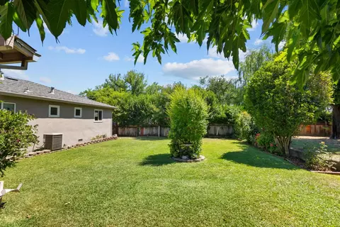 Exterior - 6545 Miles Ln, Carmichael, CA 95608 photo 9 of 12