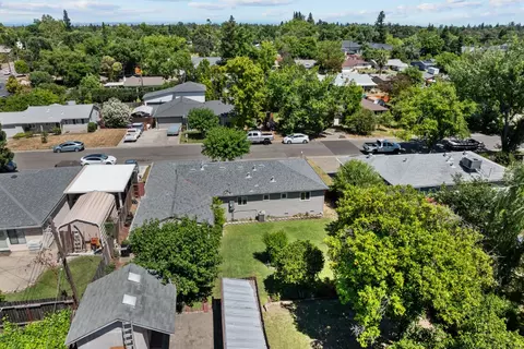 View/Area - 6545 Miles Ln, Carmichael, CA 95608 photo 4 of 4