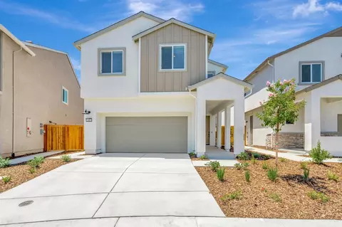 109 Shiplap Cir, Sacramento, CA 95835