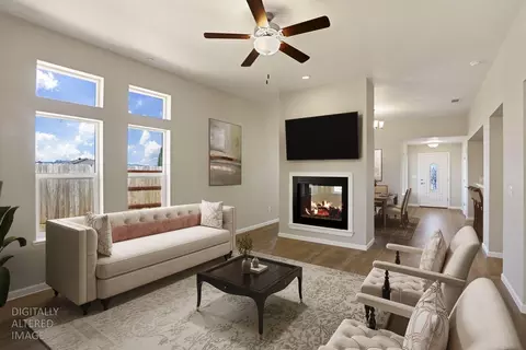 Living - 1826 Goldstone Ave, Jackson, CA 95642 photo 4 of 5