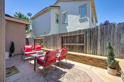 Exterior - 773 Courtyards Loop, Lincoln, CA 95648 photo 4 of 14