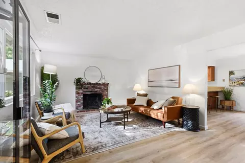 Living - 1318 Alder Pl, Davis, CA 95618 photo 1 of 3