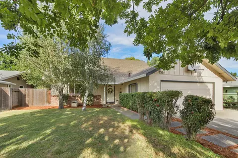 1318 Alder Pl, Davis, CA 95618