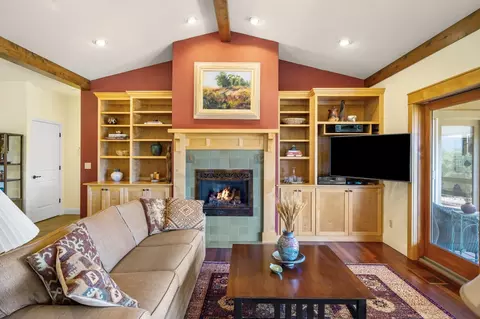 Living - 620 Smith Flat Rd, Angels Camp, CA 95222 photo 2 of 3