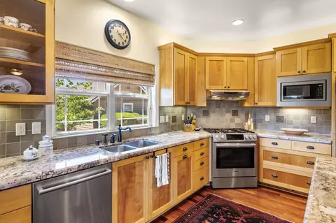 Kitchen - 620 Smith Flat Rd, Angels Camp, CA 95222 photo 3 of 6