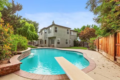Exterior - 1920 Veranda Ct, Modesto, CA 95357 photo 6 of 12