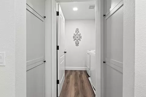Entry Way - 1920 Veranda Ct, Modesto, CA 95357 photo 7 of 9