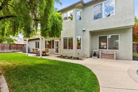 Exterior - 1920 Veranda Ct, Modesto, CA 95357 photo 8 of 12