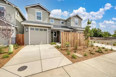 233 Chico Pl, Davis, CA 95616