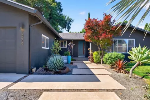 Exterior - 2424 Killarney Way, Modesto, CA 95355 photo 2 of 7