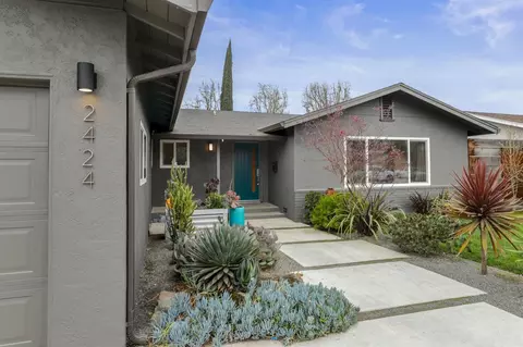 Exterior - 2424 Killarney Way, Modesto, CA 95355 photo 10 of 10