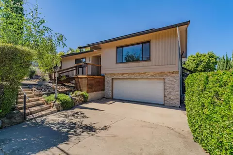 419 Mcgee Ave, Jackson, CA 95642