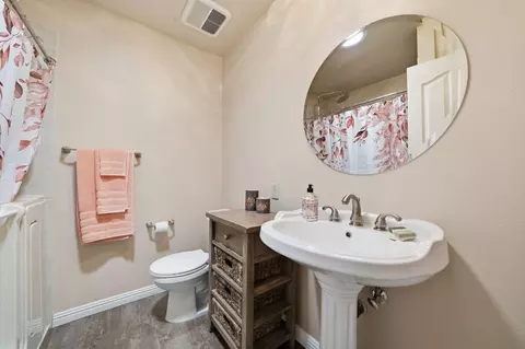 Bath - 419 Mcgee Ave, Jackson, CA 95642 photo 2 of 2