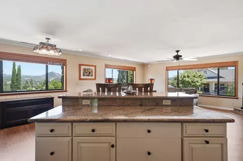Kitchen - 419 Mcgee Ave, Jackson, CA 95642 photo 5 of 5