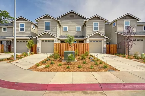 221 Chico Pl, Davis, CA 95616