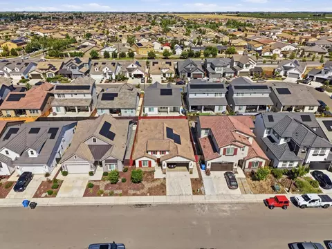View/Area - 2466 Paramount Ln, Manteca, CA 95337 photo 2 of 4