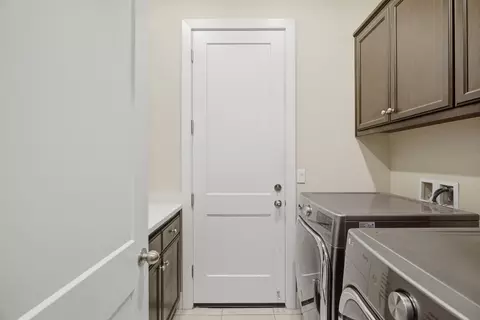 Other - 2466 Paramount Ln, Manteca, CA 95337 photo 3 of 6