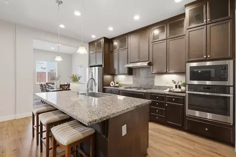 Kitchen - 2466 Paramount Ln, Manteca, CA 95337 photo 4 of 5