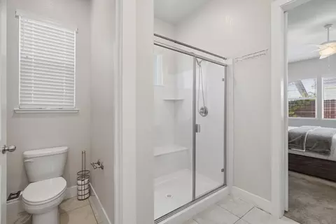 Entry Way - 2466 Paramount Ln, Manteca, CA 95337 photo 5 of 8