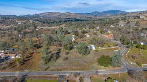 790 Pinon Dr, Copperopolis, CA 95228 photo 2