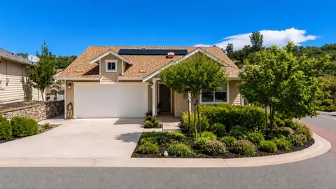 600 Edgewood Loop, Angels Camp, CA 95222