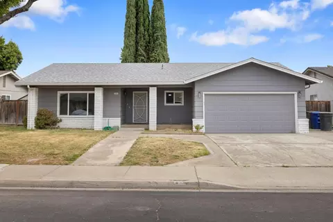 3225 N Nightingale Dr, Modesto, CA 95356