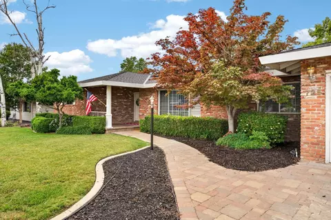 725 Sherwood Dr, Yuba City, CA 95991