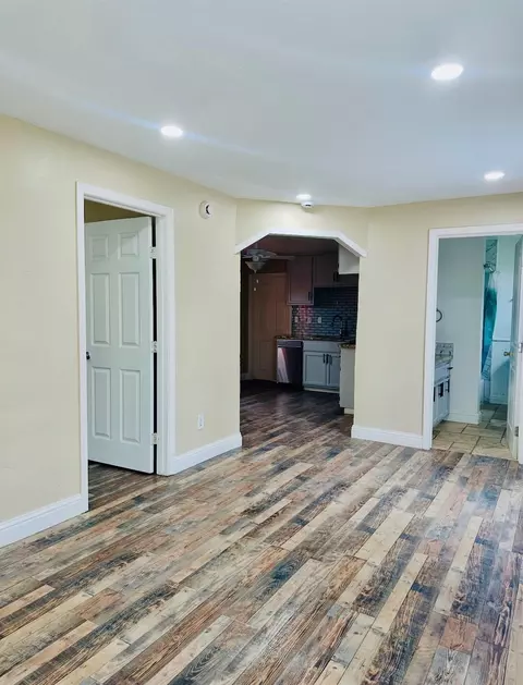 520 D St, Waterford, CA 95386