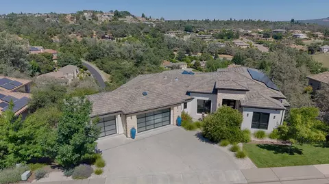 635 Lakeridge Dr, Auburn, CA 95603