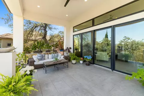 635 Lakeridge Dr, Auburn, CA 95603