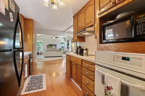 Kitchen - 806 S Mills Ave, Lodi, CA 95242 photo 1 of 2