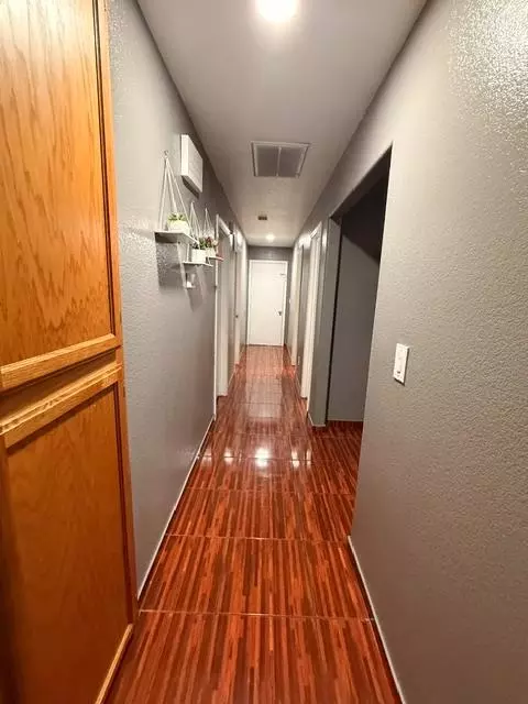 Entry Way - 2401 Havertown Pl, Modesto, CA 95358 photo 1 of 1
