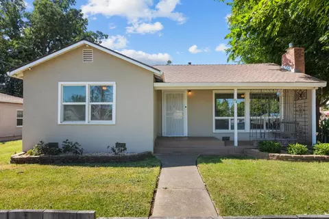 64 Michigan St, Yuba City, CA 95991